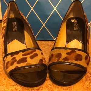 Leopard print Michael Kors wedge heals